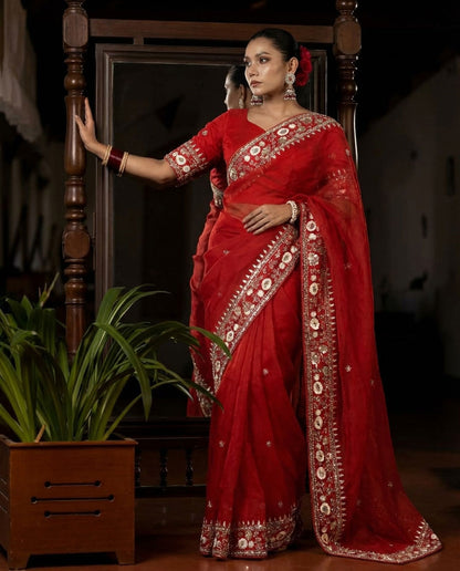 Crimson Empress – Bridal Muslin