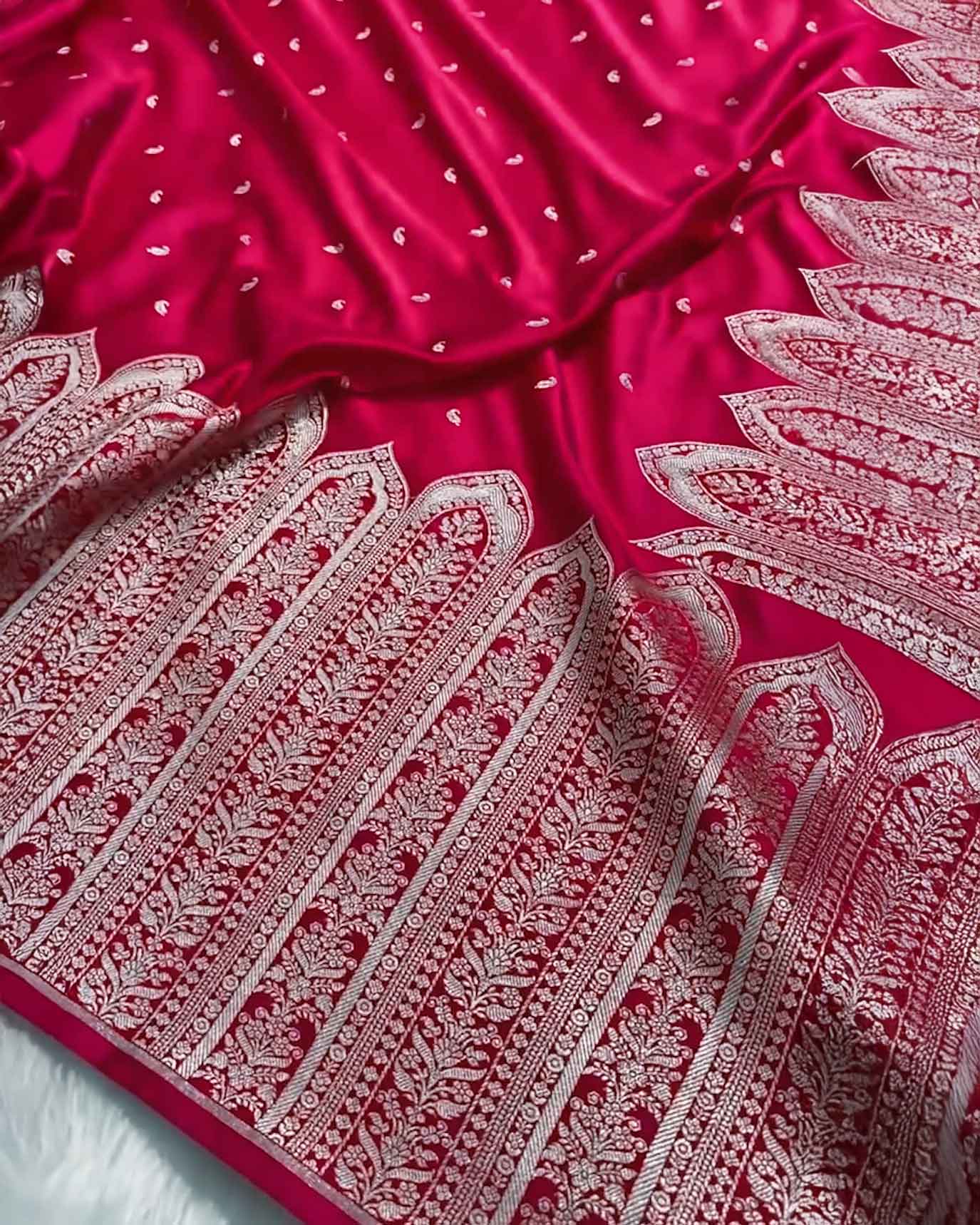 Magenta Muse