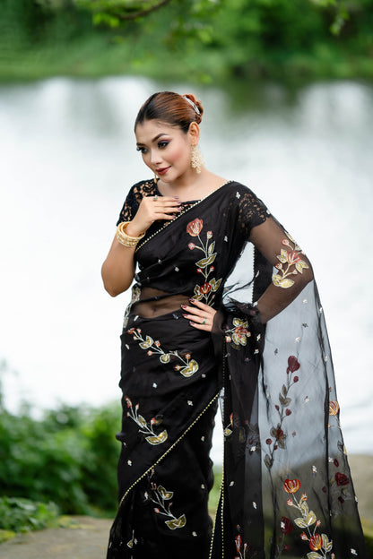 Sopura Muslin Saree- Black with Hand Paint